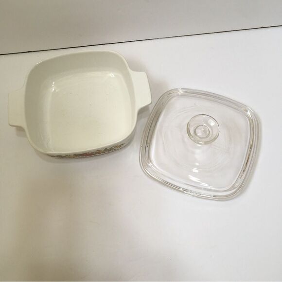 TWO CORNING WARE SPICE OF‎ LIFE BAKING DISHES WITH LIDS - Picture 2 of 13